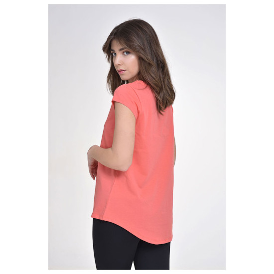 Target Γυναικεία κοντομάνικη μπλούζα T-Shirt Asymmetric Hem Single Jersey "Better" Target Γυναικεία κοντομάνικη μπλούζα T-Shirt Asymmetric Hem Single Jersey "Better"